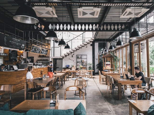 Gaysorn Amarin 美食广场指南